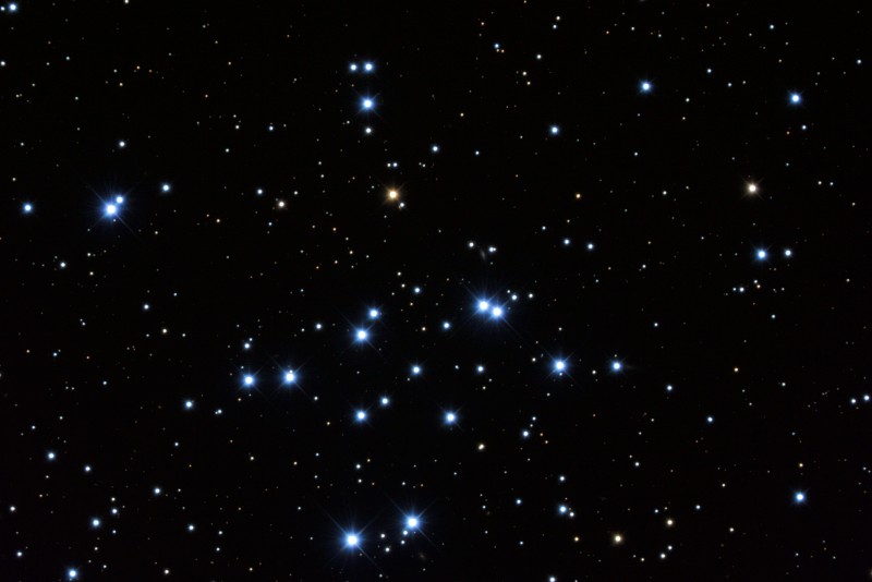 M34